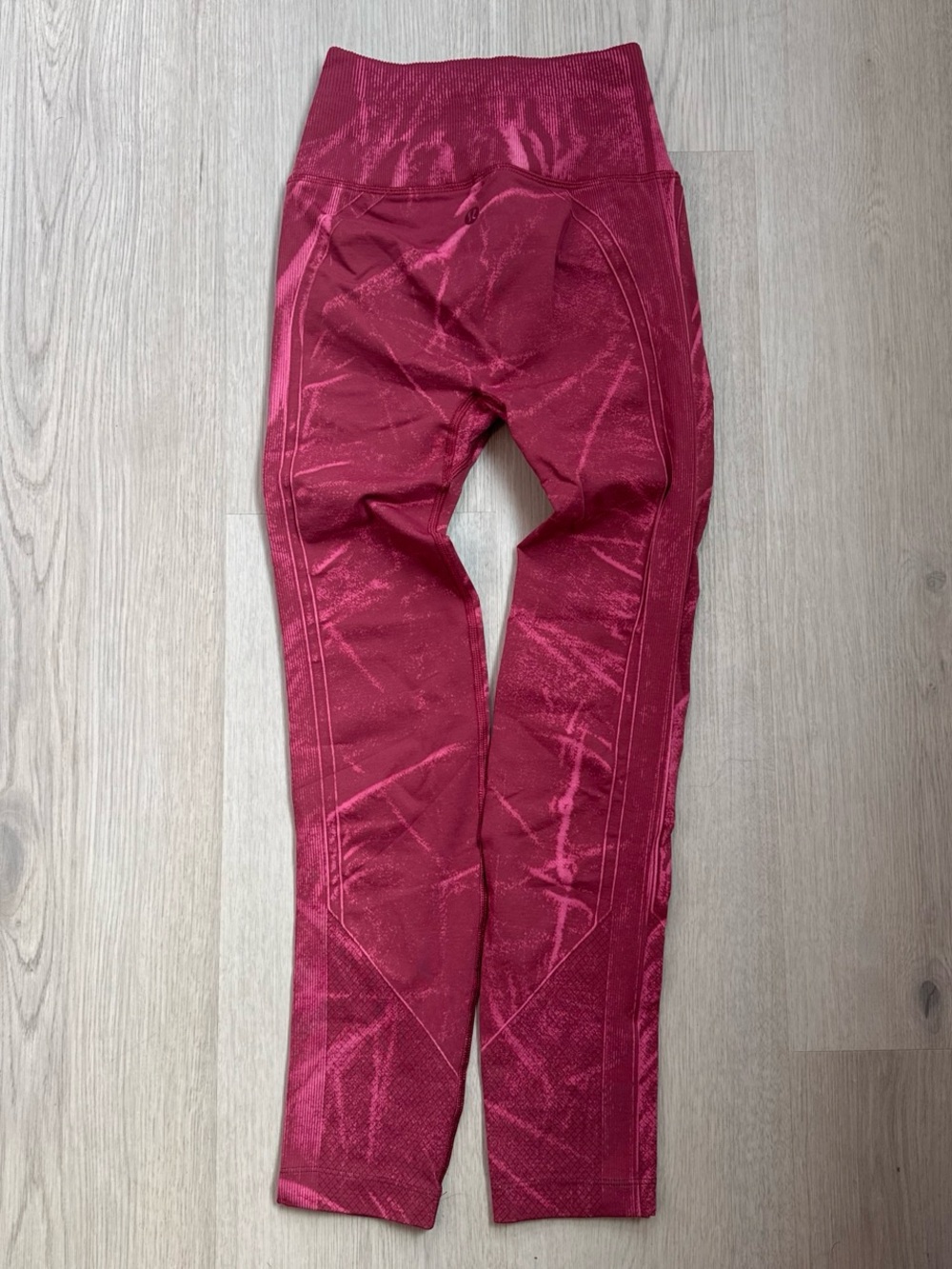 Lululemon Zone In Tight Raspberry Seamless Compression Leggings - Picture 2 of 5